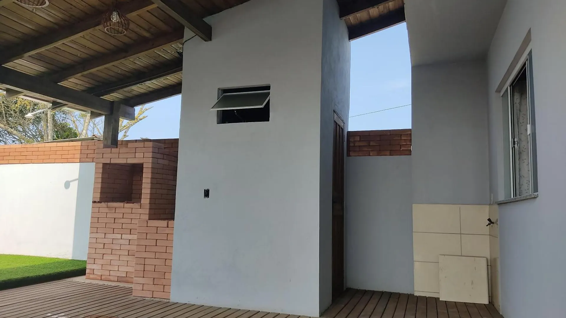 Casa Na Praia Com Piscina Balneario Barra do Sul Holiday home